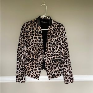 Leopard blazer